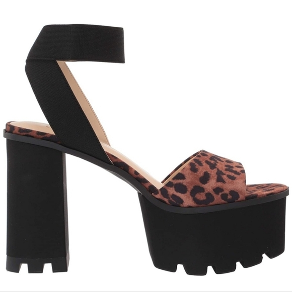 Jessica Simpson Women's Skylir Heeled Sandal - Picture 4 of 8